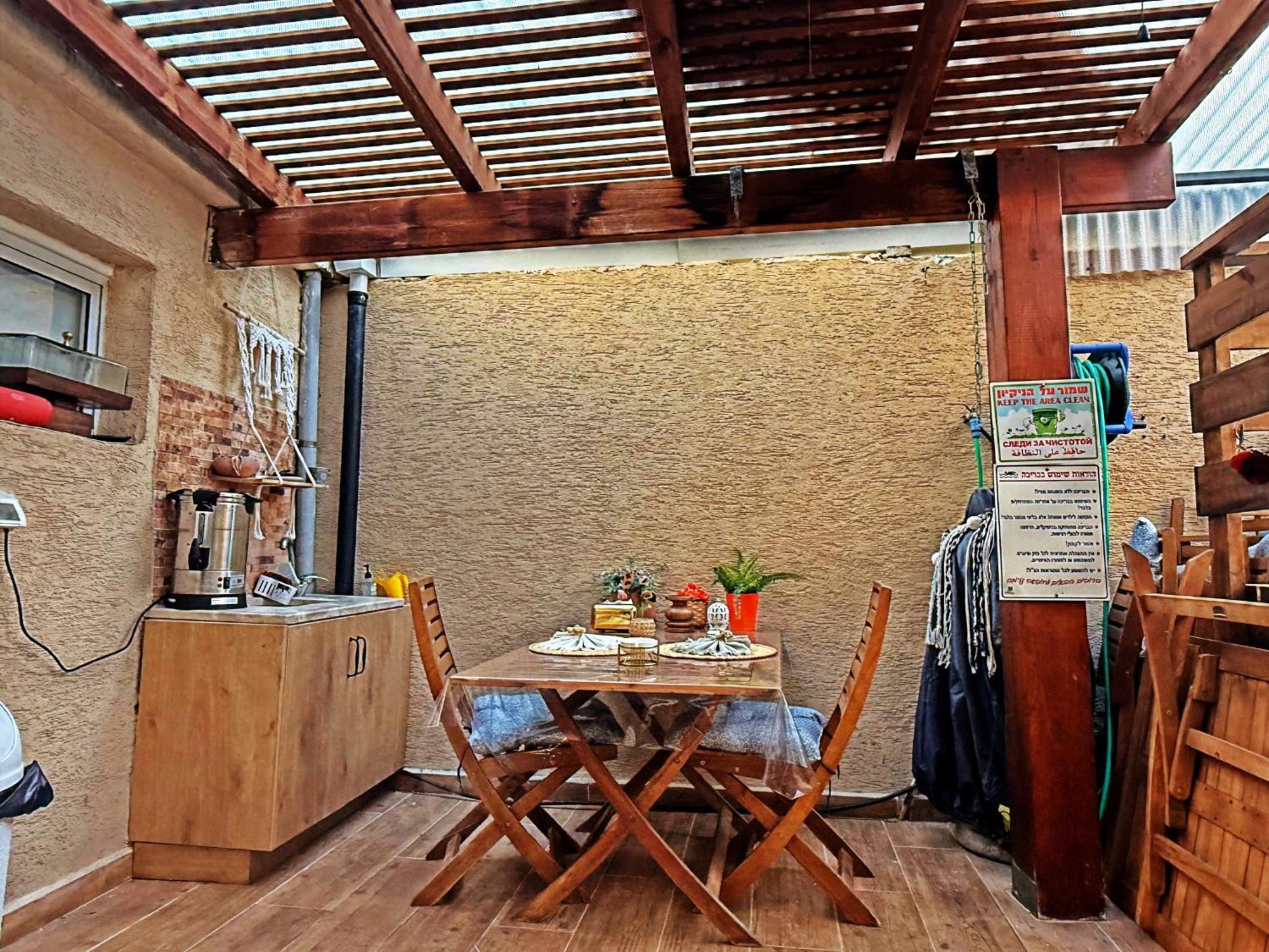 Apartamento הפינה של טלי בנהריה - אירוח וספא בריאות מחומם Exterior foto
